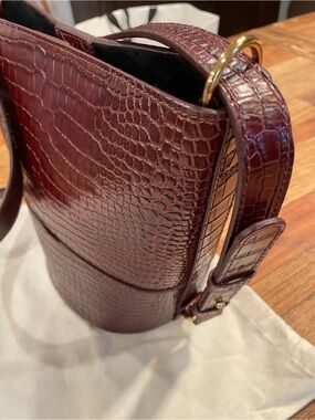 Sézane Croc-Embossed Bucket Shoulder Bag in Deep Burgundy